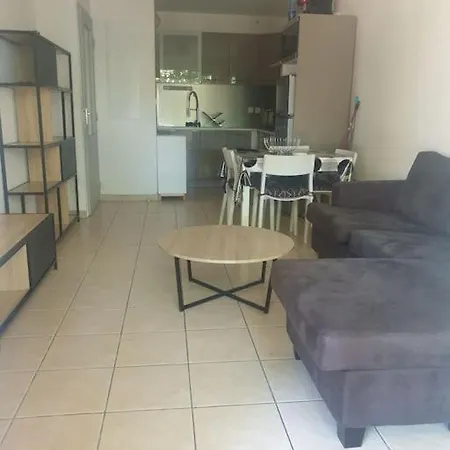 Apartment T2 Parking Avec Balcon *